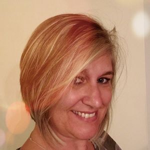 Meet your Posher, Denay